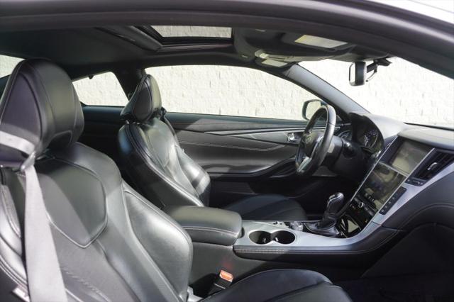 2018 INFINITI Q60 3.0t LUXE