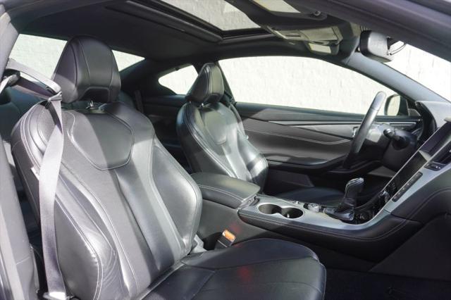 2018 INFINITI Q60 3.0t LUXE