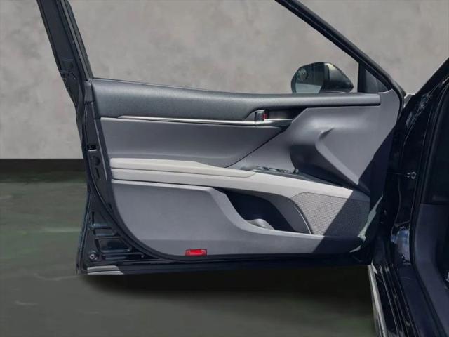 2020 Toyota Camry SE Nightshade Edition