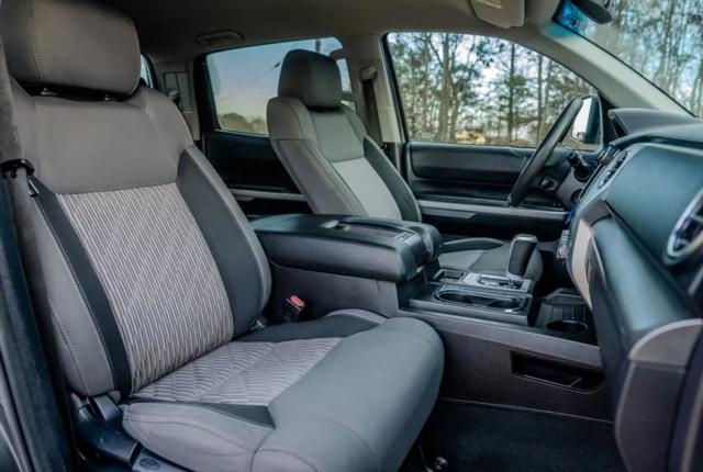 2015 Toyota Tundra SR5 5.7L V8