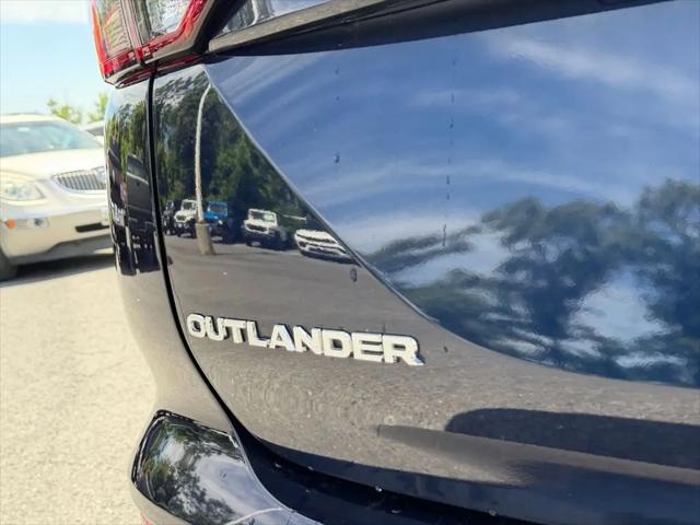 2022 Mitsubishi Outlander SE Launch Edition S-AWC