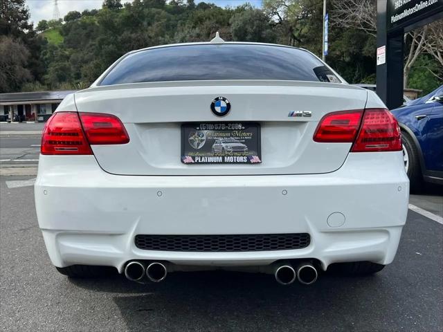 2011 BMW M3 Standard