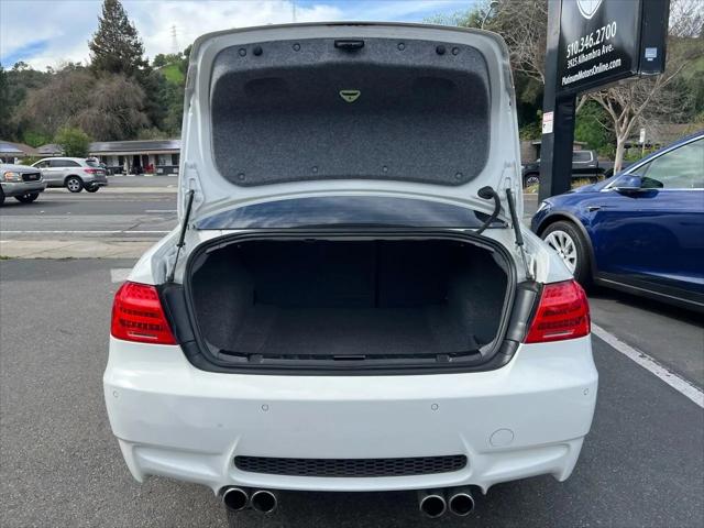 2011 BMW M3 Standard