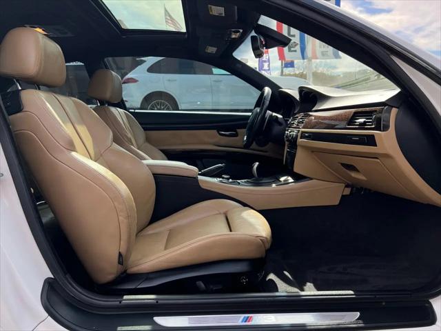 2011 BMW M3 Standard