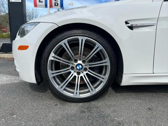 2011 BMW M3 Standard
