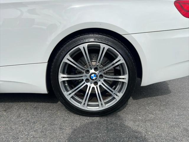 2011 BMW M3 Standard