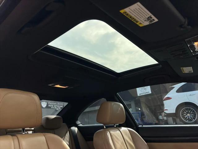 2011 BMW M3 Standard