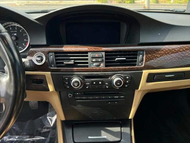 2011 BMW M3 Standard