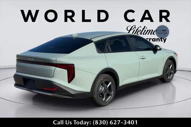 2026 Kia K4 LXS