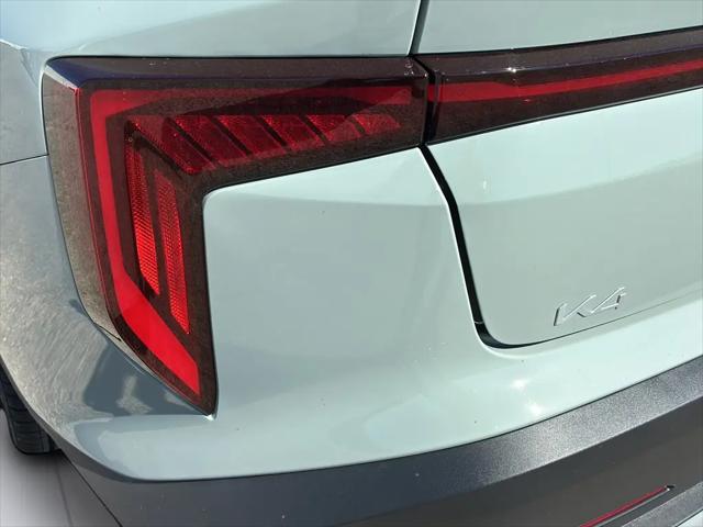 2026 Kia K4 EX