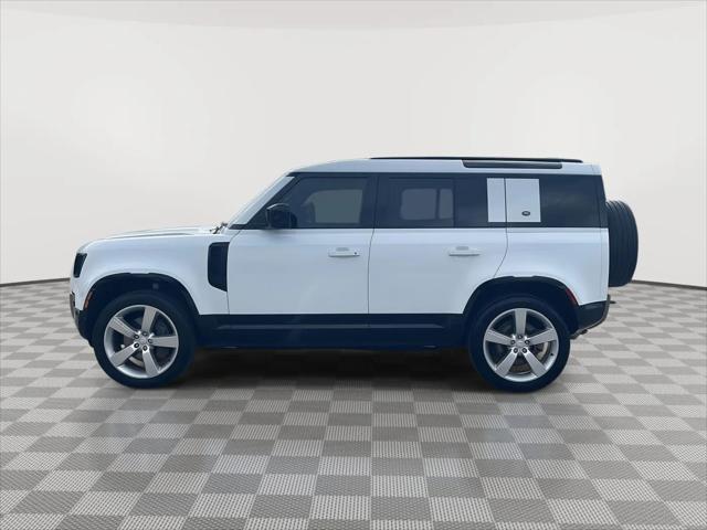 2024 Land Rover Defender 110 P400 X-Dynamic SE