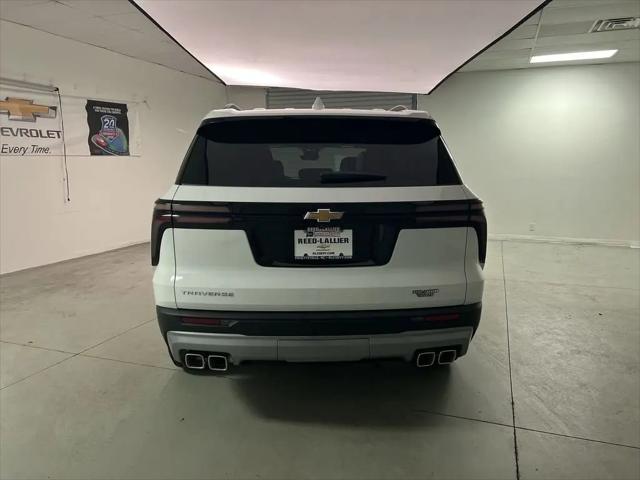 2026 Chevrolet Traverse FWD LT