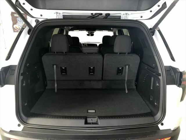 2026 Chevrolet Traverse FWD LT