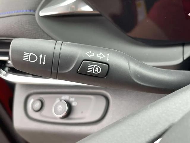 2026 Buick NV Sport Touring FWD
