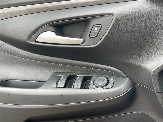 2026 Buick NV Sport Touring FWD