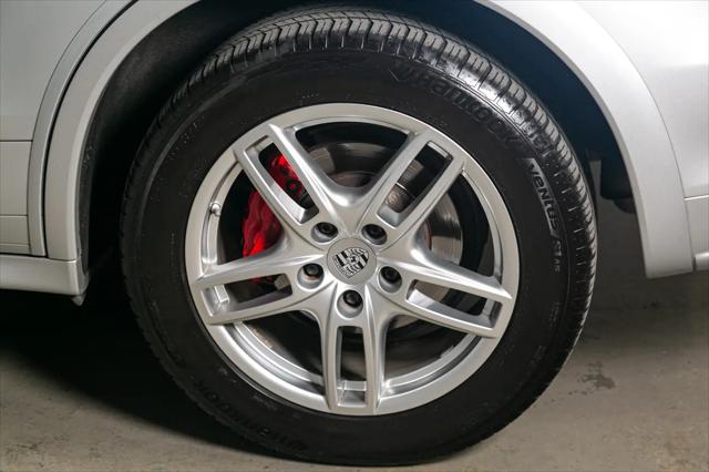 2012 Porsche Cayenne Cayenne