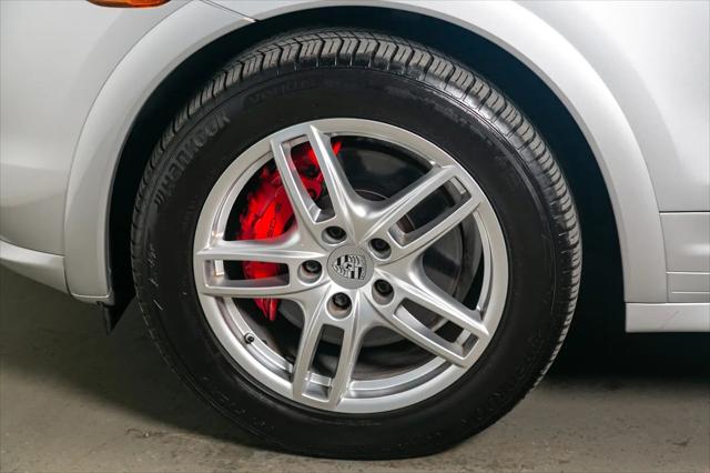 2012 Porsche Cayenne Cayenne