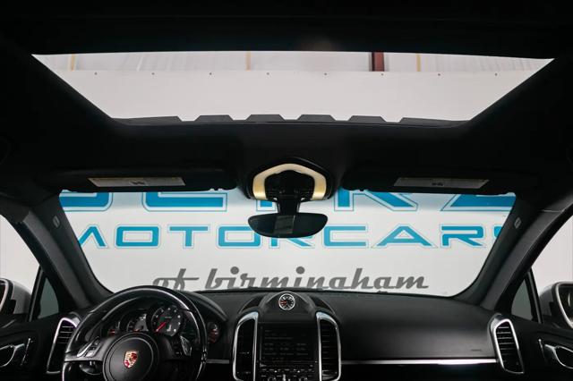 2012 Porsche Cayenne Cayenne