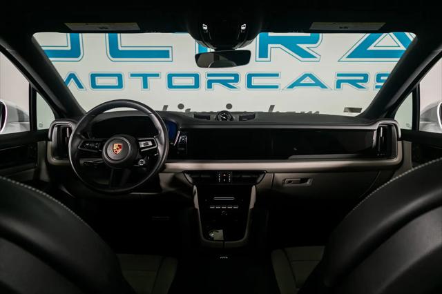 2024 Porsche Cayenne S