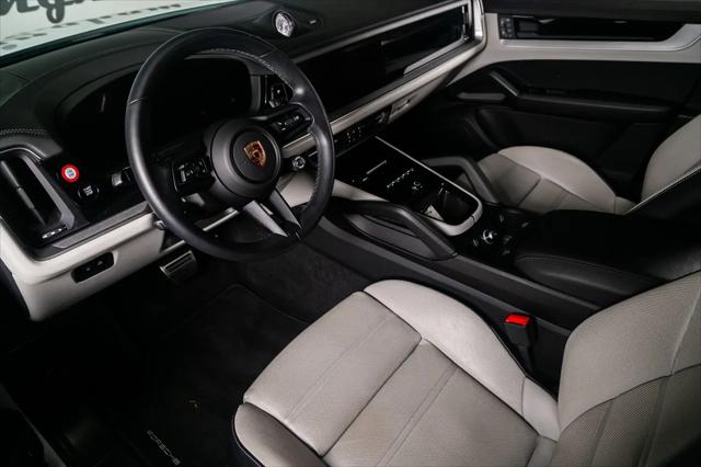 2024 Porsche Cayenne S