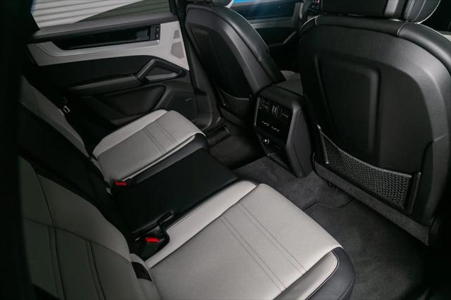 2024 Porsche Cayenne S