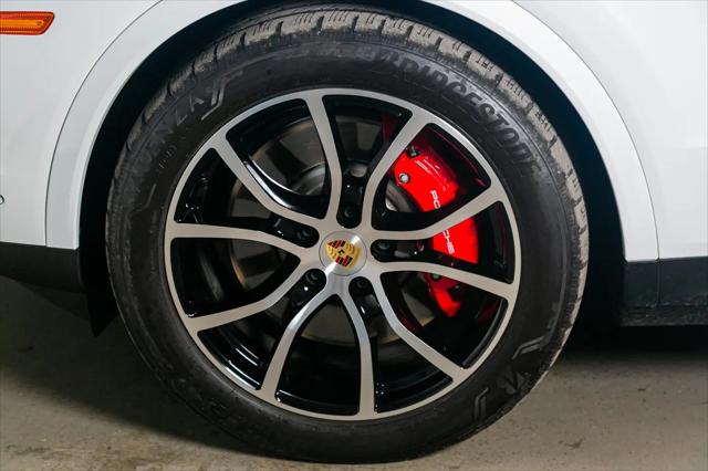 2024 Porsche Cayenne S