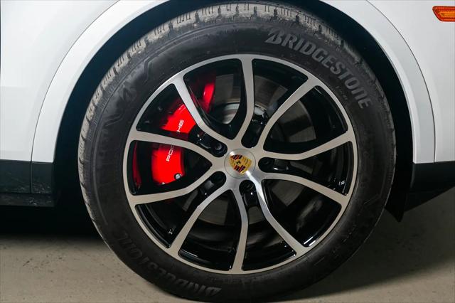 2024 Porsche Cayenne S