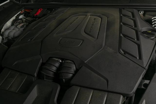 2024 Porsche Cayenne S
