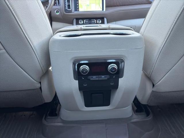 2022 GMC Yukon 4WD Denali