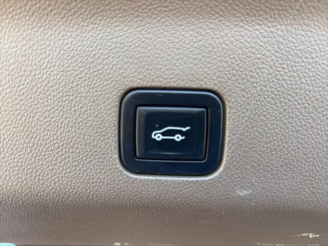 2022 GMC Yukon 4WD Denali
