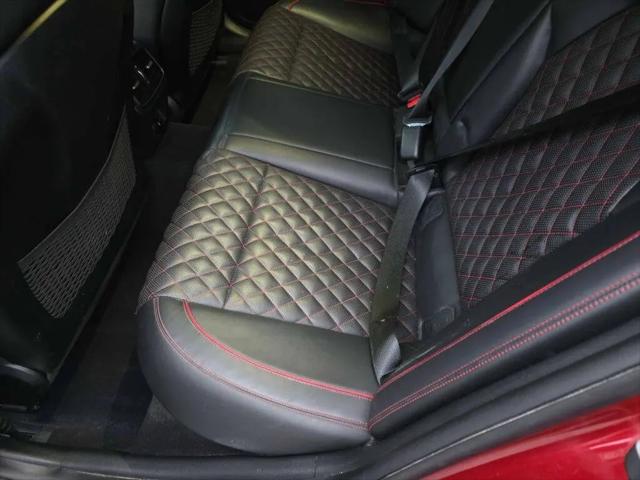 2020 Genesis G70 2.0T RWD