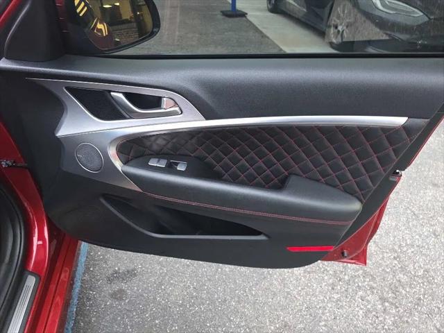 2020 Genesis G70 2.0T RWD