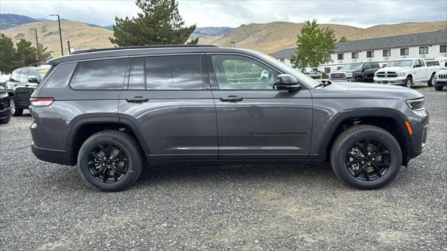 2026 Jeep Grand Cherokee L Altitude 4x4