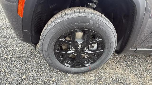 2026 Jeep Grand Cherokee L Altitude 4x4