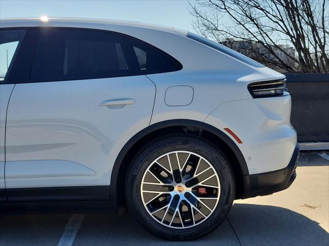 2026 Porsche Macan Electric 4S