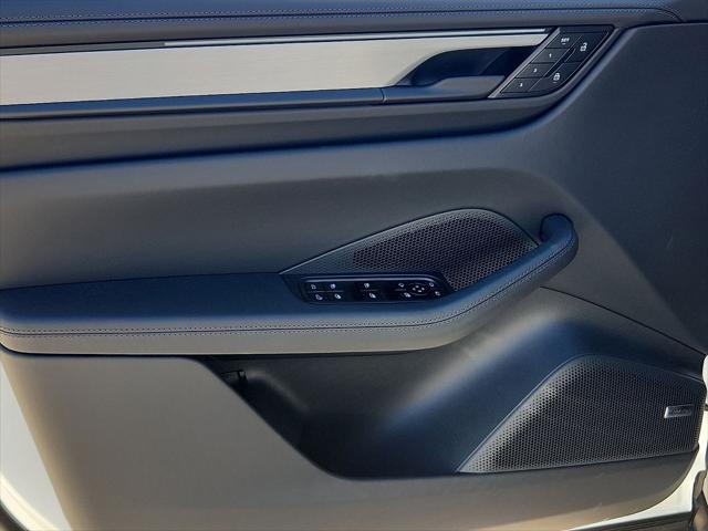 2026 Porsche Macan Electric 4S