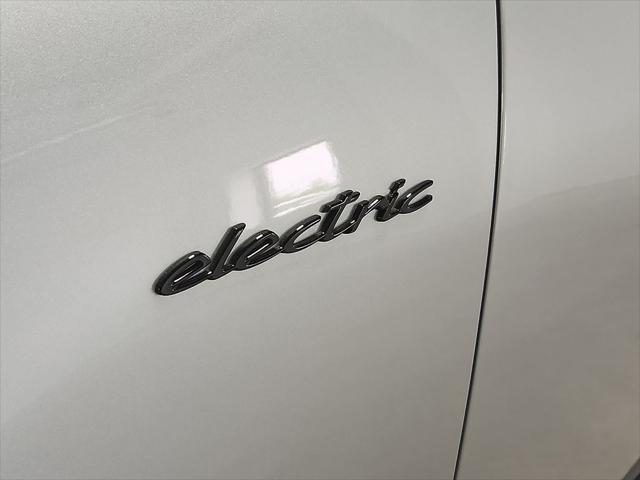 2026 Porsche Macan Electric 4