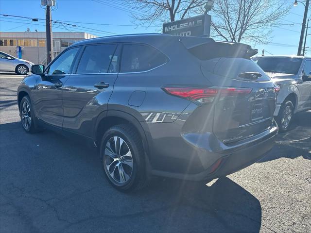 2020 Toyota Highlander Hybrid XLE