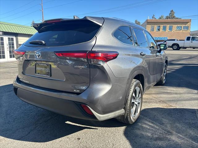 2020 Toyota Highlander Hybrid XLE