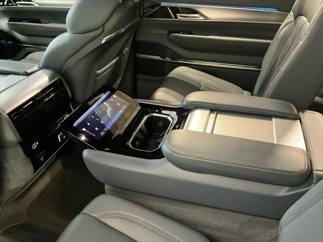 2022 Jeep Grand Wagoneer Series III 4x4