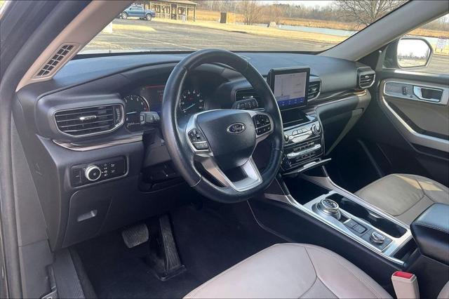 2023 Ford Explorer Limited - Photo 14