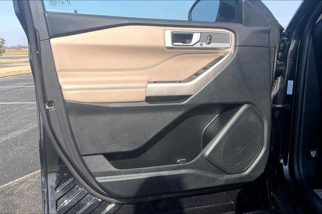2023 Ford Explorer Limited - Photo 18
