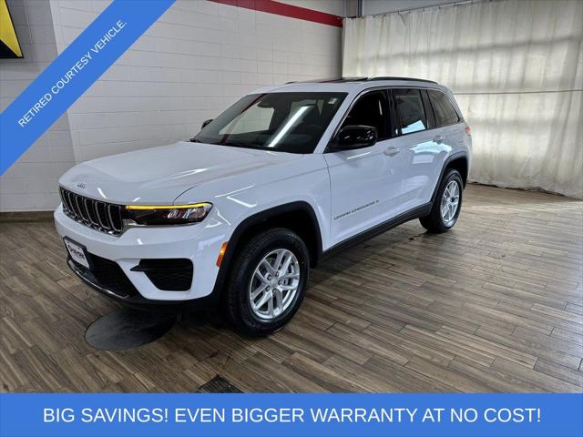 2026 Jeep Grand Cherokee Altitude 4x4 for sale in Watertown, WI