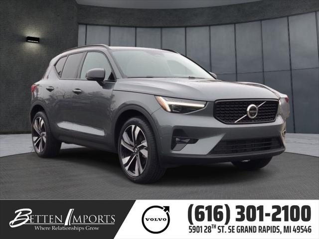 2026 Volvo XC40 Plus, B5 AWD Gas (mild hybrid), Dark for sale in Grand Rapids, MI