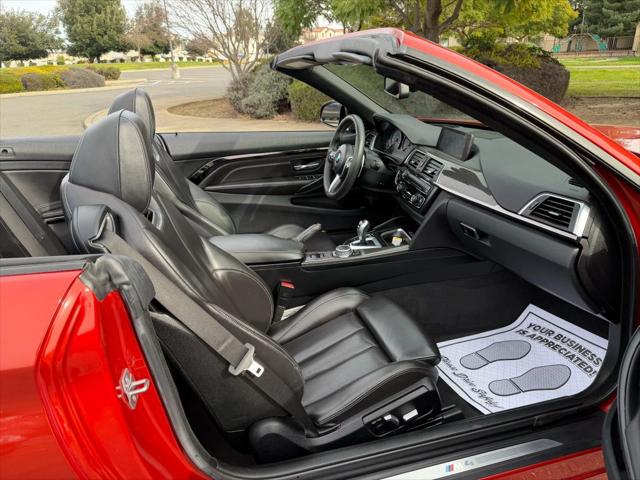 2016 BMW M4 Convertible 2D