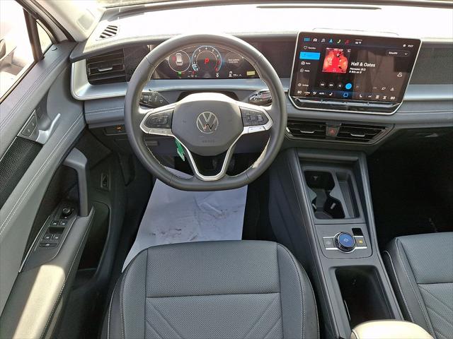 2025 Volkswagen Tiguan 2.0T SE