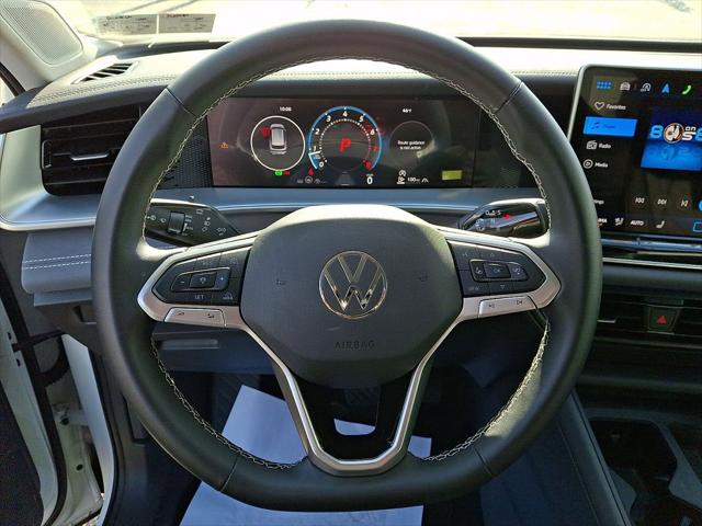 2025 Volkswagen Tiguan 2.0T SE