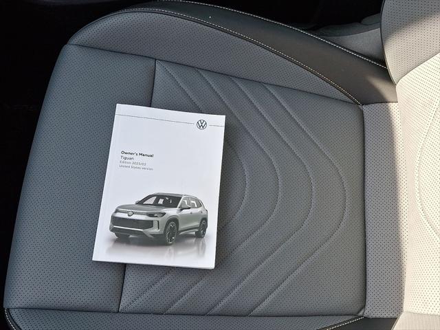 2025 Volkswagen Tiguan 2.0T SE