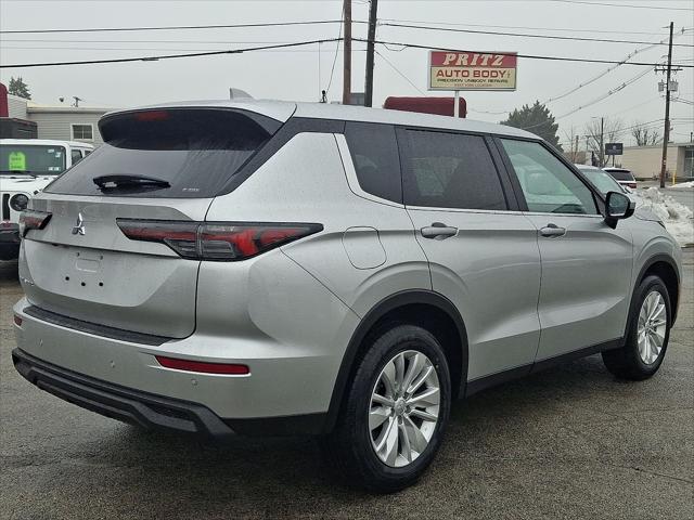2026 Mitsubishi Outlander ES 1.5T S-AWC