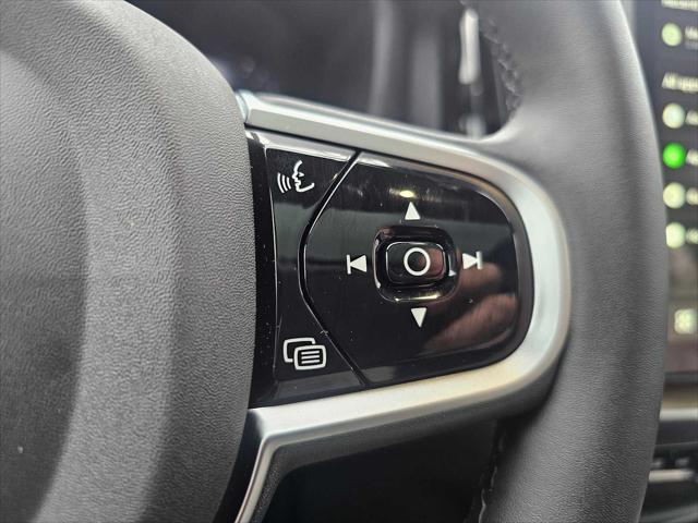 2026 Volvo XC60 B5 Core